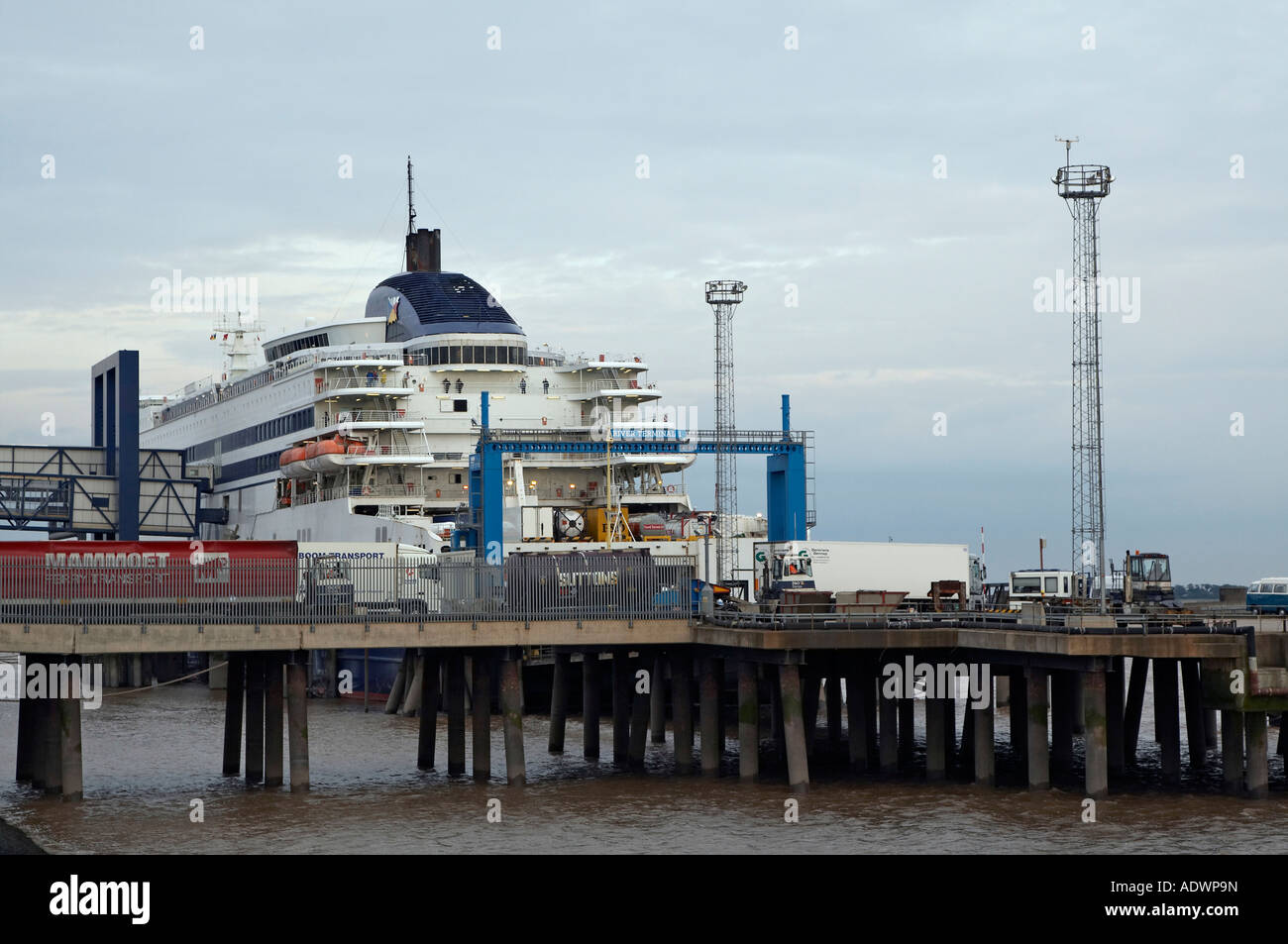 P and O Ferry Pride of Hull loading roll on roll off freight at the Riverside Terminal at King George Dock Hull Stock Photo