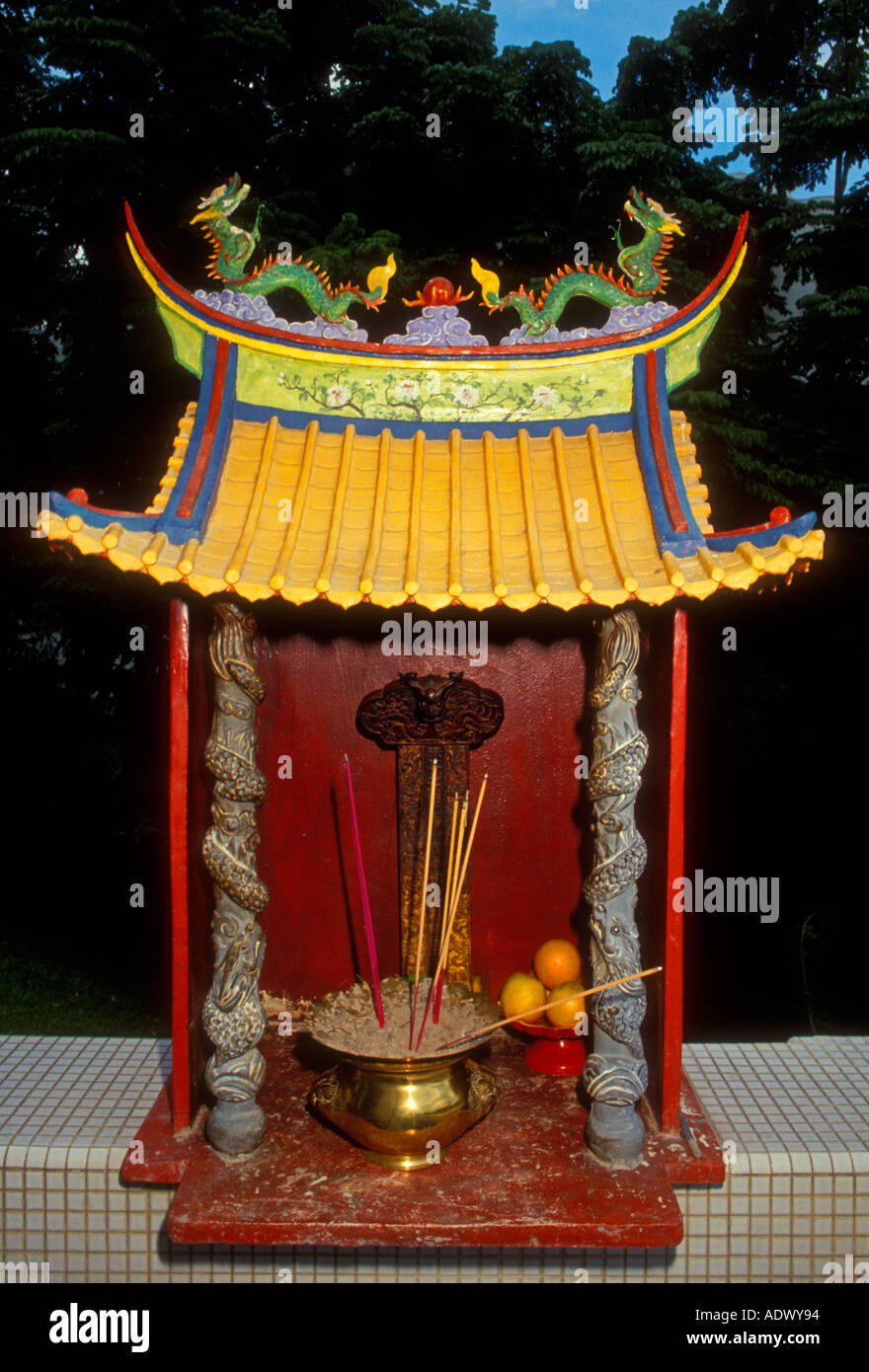 altar, burning incense, joss sticks, Kong Meng San Phor Kark See Temple