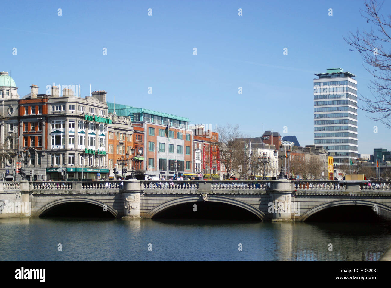 O Connell Bridge is a road bridge spanning the River Liffey in Dublin ...
