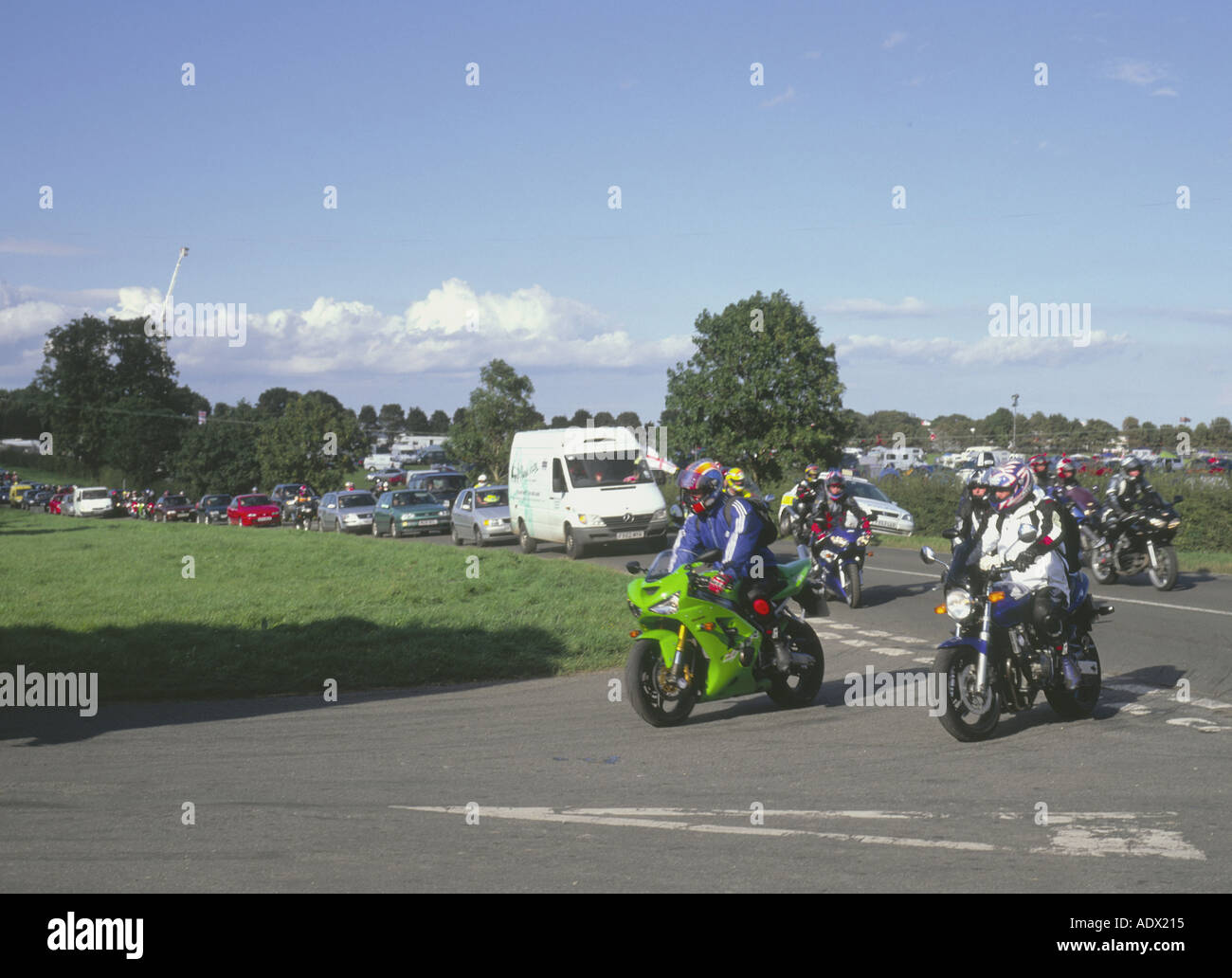 Lincolnshire Wolds Cadwell Park Superbikes 2004 road congestion Stock Photo