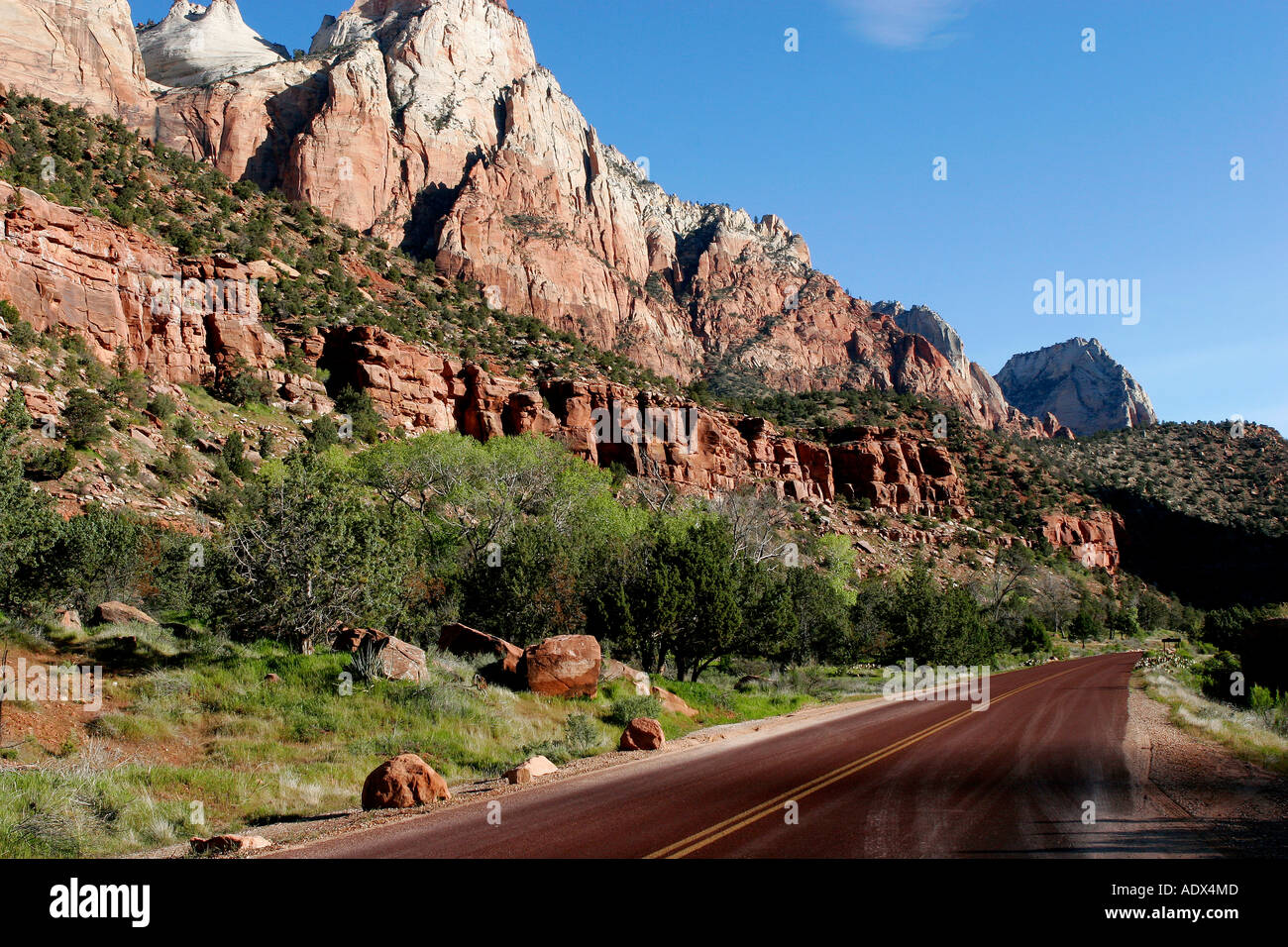 Road cutting through Arizona desert USA Stock Photo - Alamy