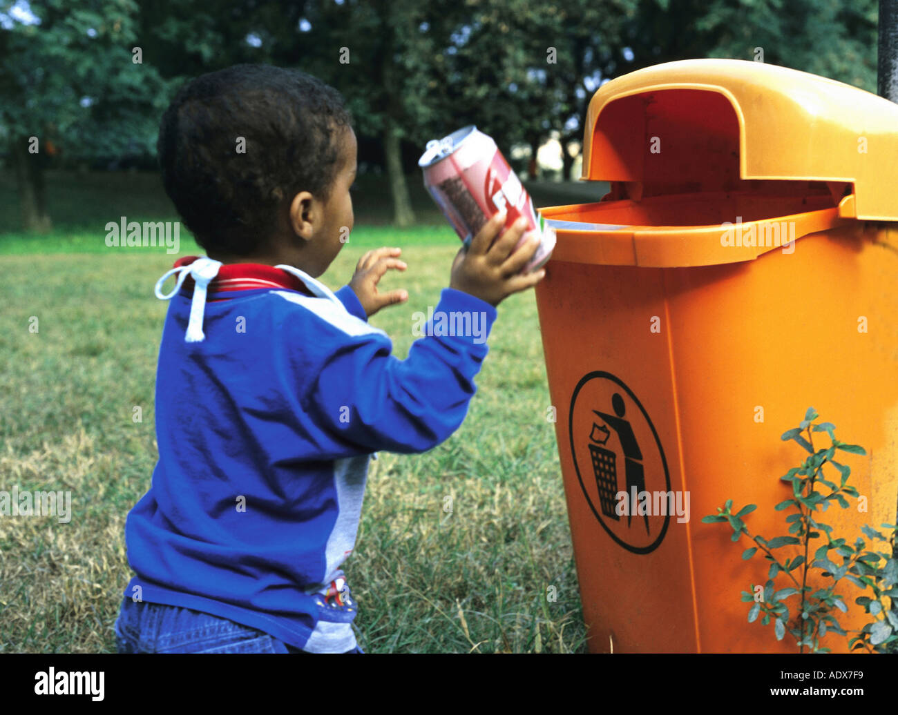 Children boy little black waste garbage bin can aluminium disposal 0 Throw The Trash In The Trash Cane