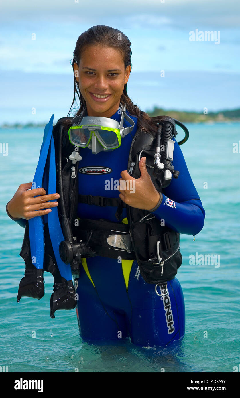 Diving at Bora Bora Society Islands French Polynesia Stock Photo - Alamy