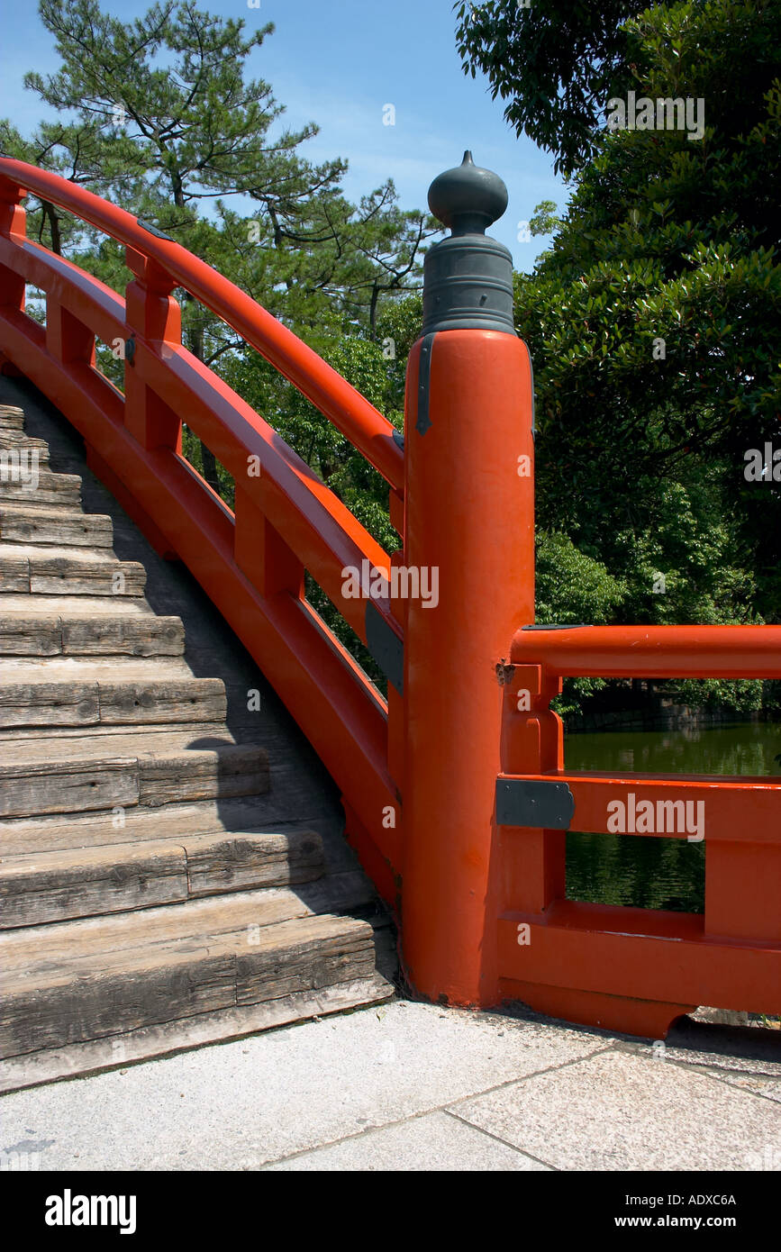 Detail of the famous red bridge at the Sumiyoshitaisha grand shrine in ...