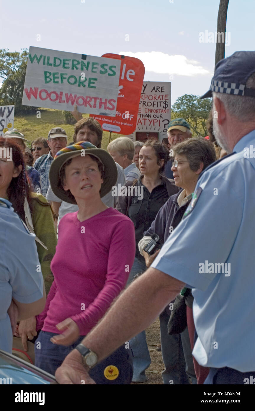 Maleny protest against the building of a Woolworths supermarket 3690 Stock Photo