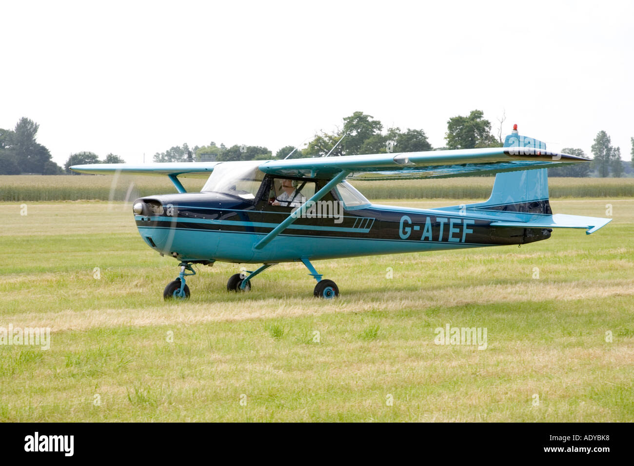 CESSNA 150E 150 light aircraft at Rougham Fair June 2006 Stock Photo