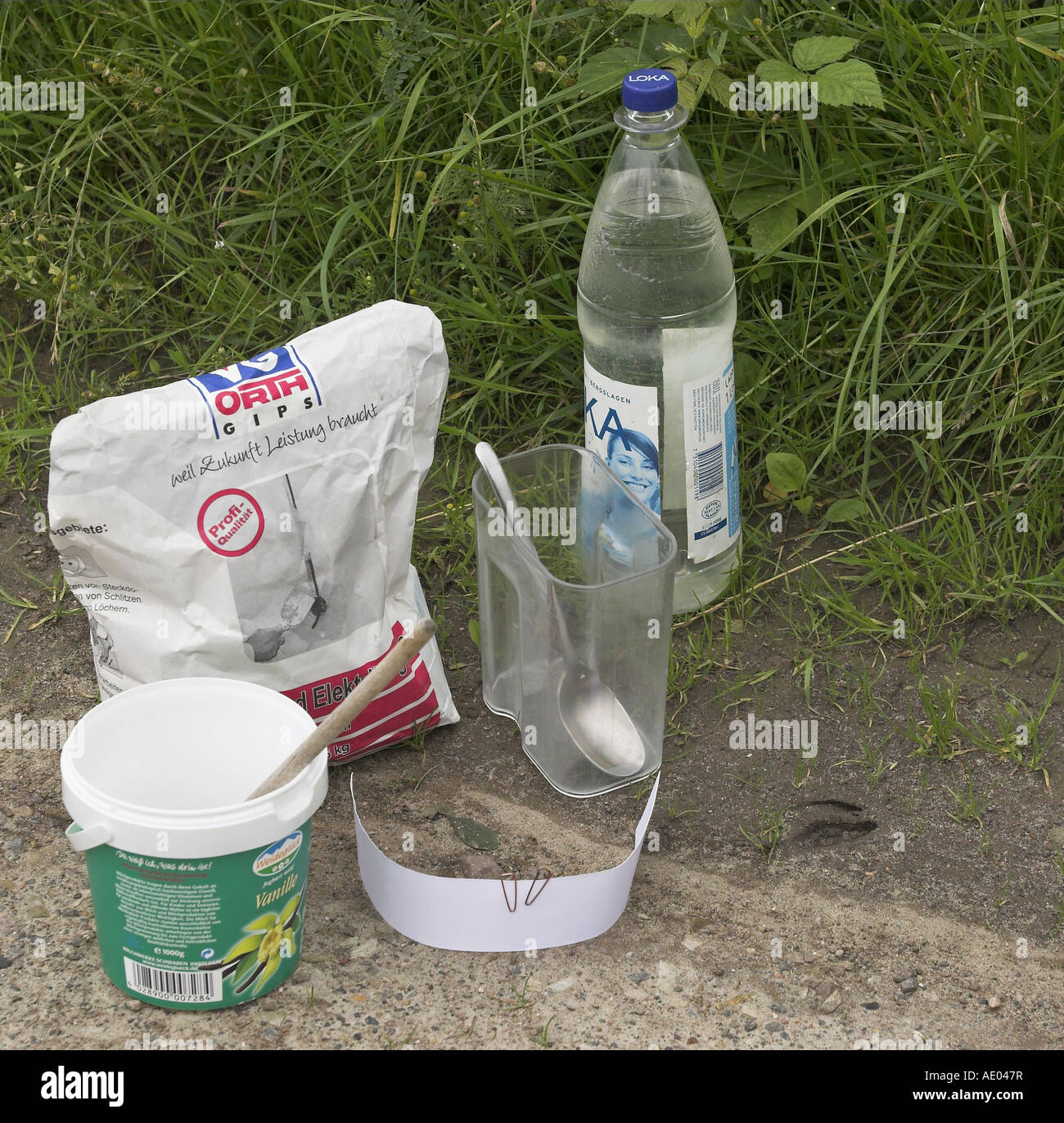 necessary implements for a cement copy of the trace of a roe deer Stock Photo
