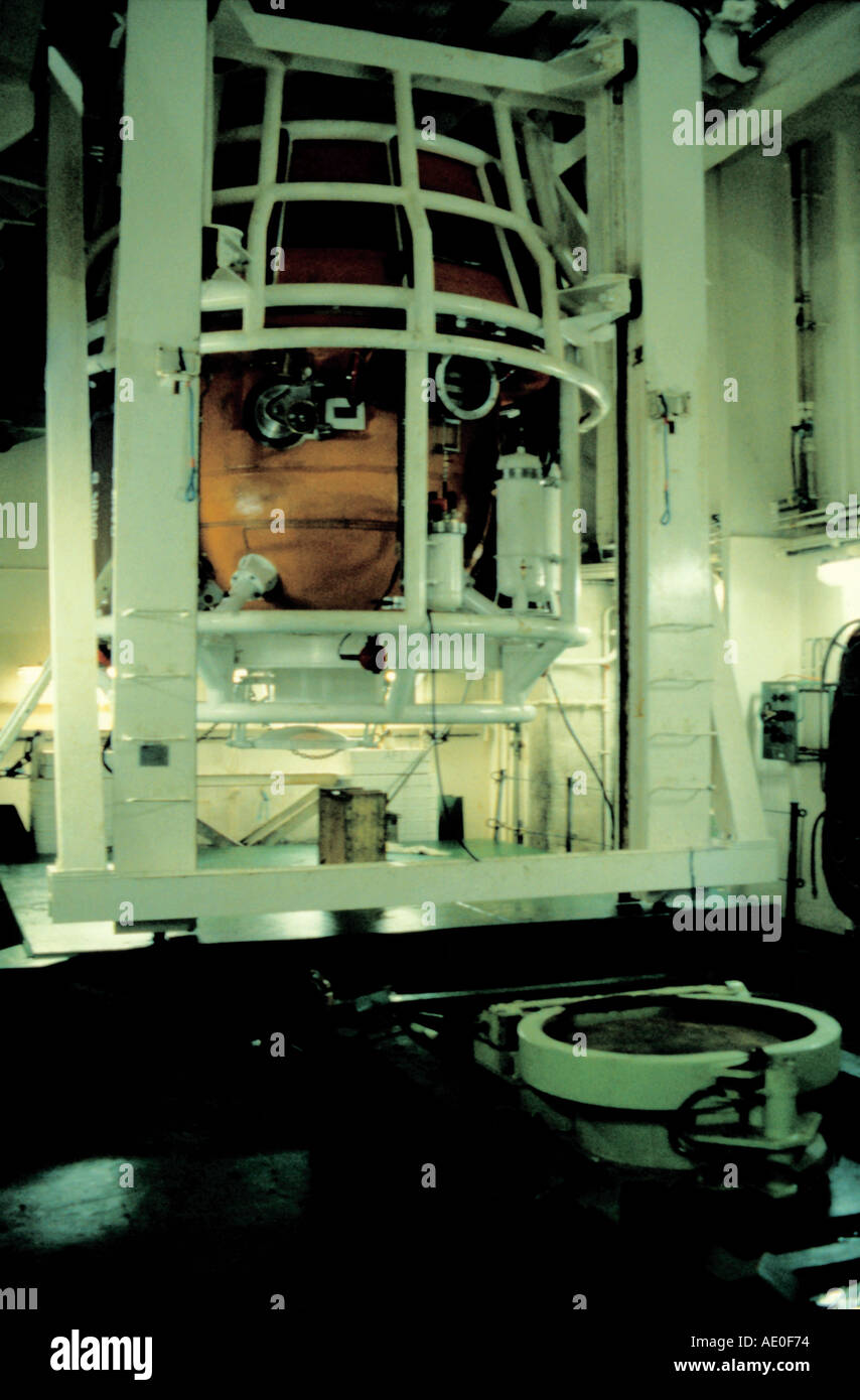 Diving bell ship hires stock photography and images Alamy