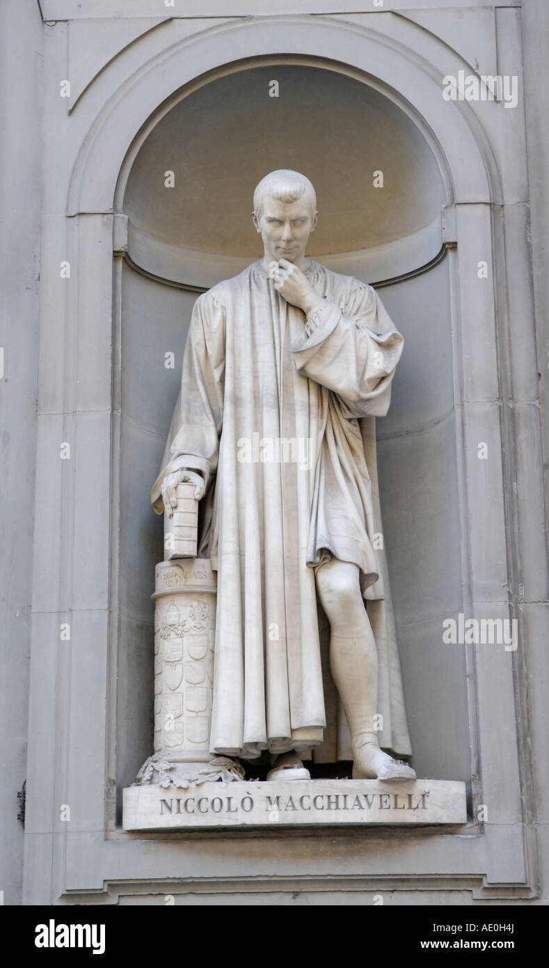 Macchiavelli sculpture statue, outside the Uffizi Gallery, Florence Stock Photo