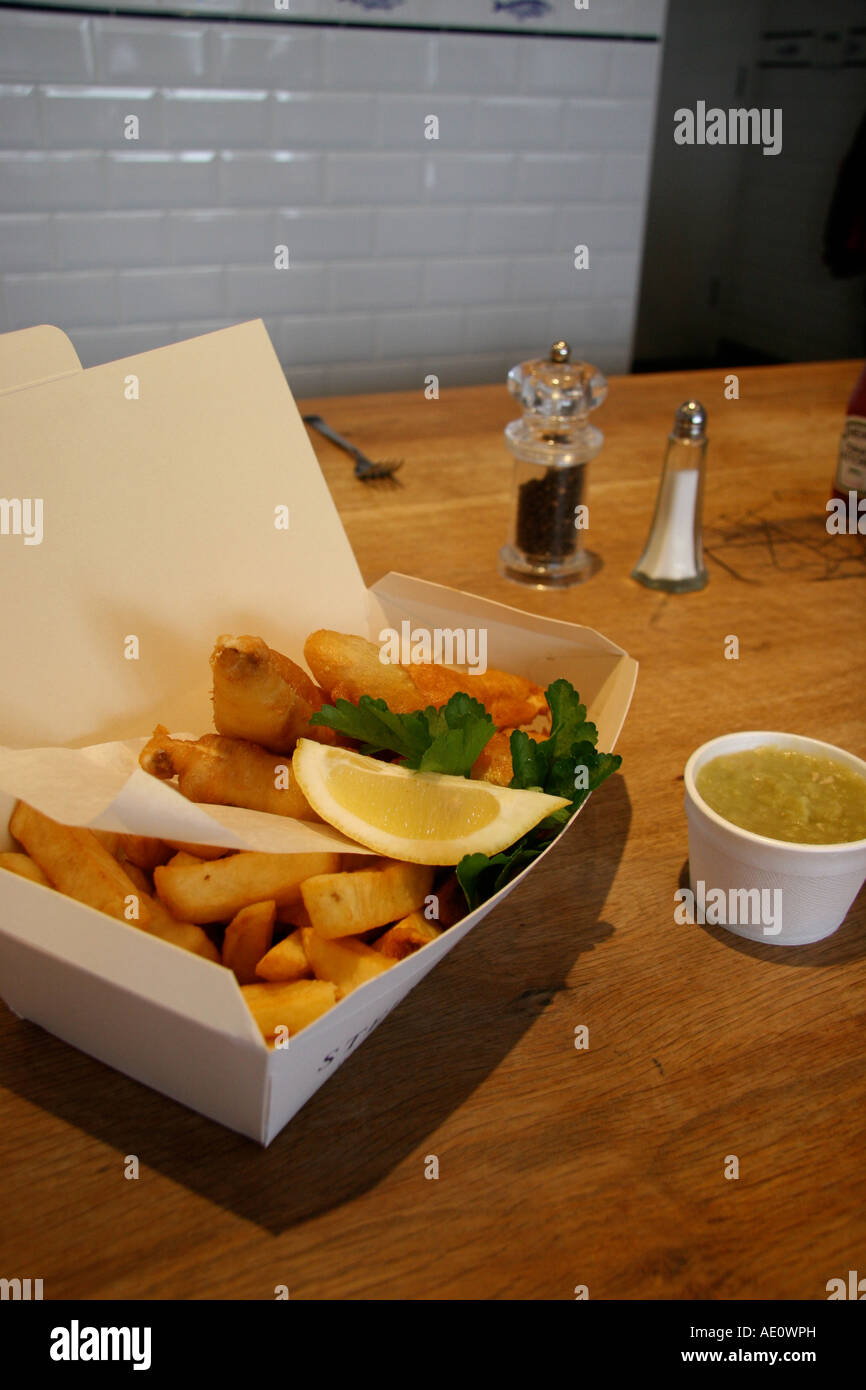 Rick Stein's Fish and Chip Shop, Padstow, Cornwall, England Stock Photo