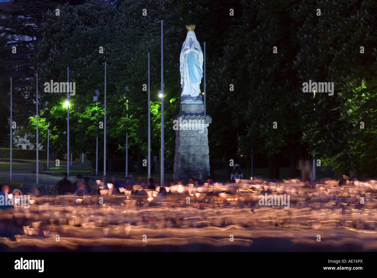 Candlelight procession hires stock photography and images Alamy