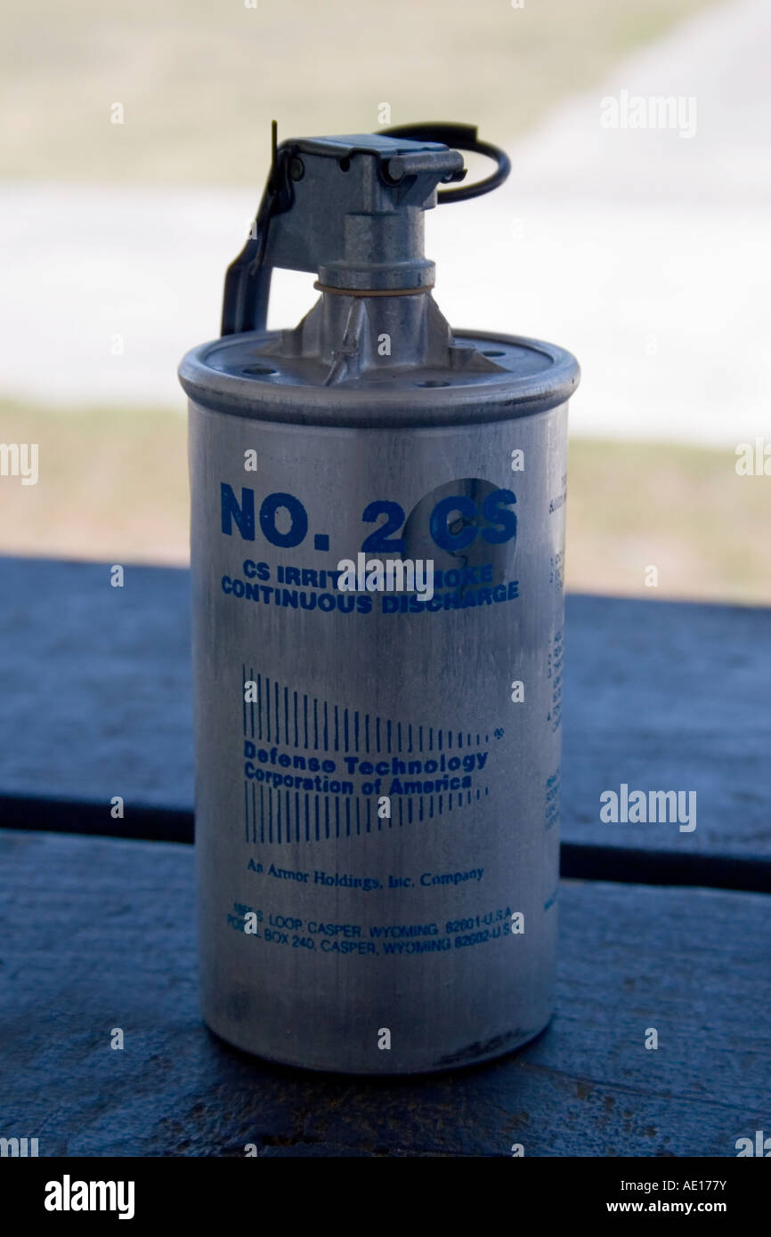 Cs canister hires stock photography and images Alamy