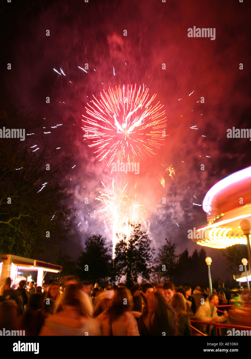 fireworks on guy fawkes night Stock Photo - Alamy