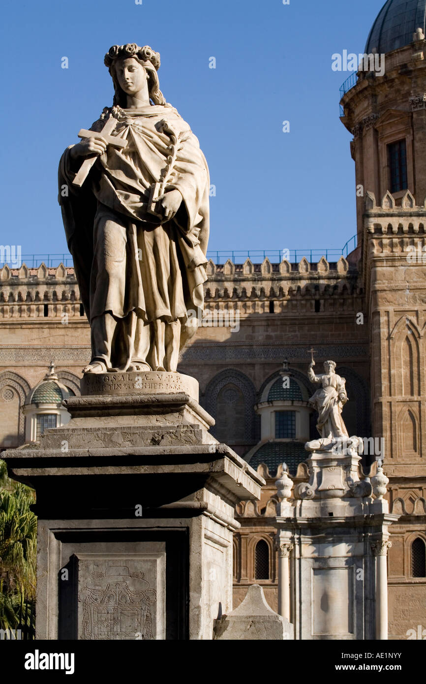 Santa rosalia statue hires stock photography and images Alamy