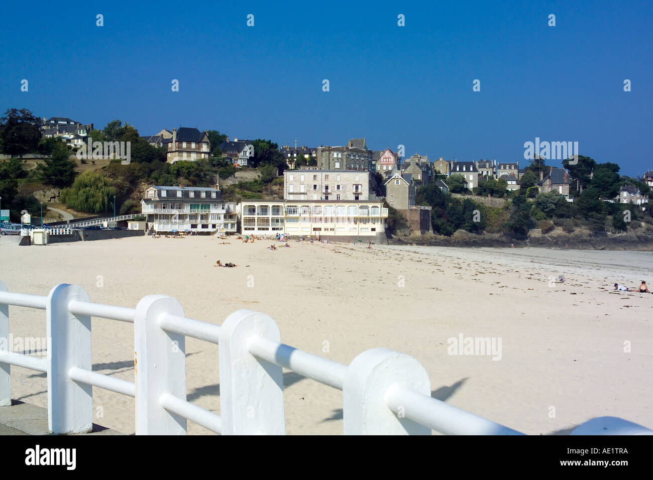 BEACH ST-CAST-LE-GUILDO RESORT BRITTANY FRANCE Stock Photo - Alamy