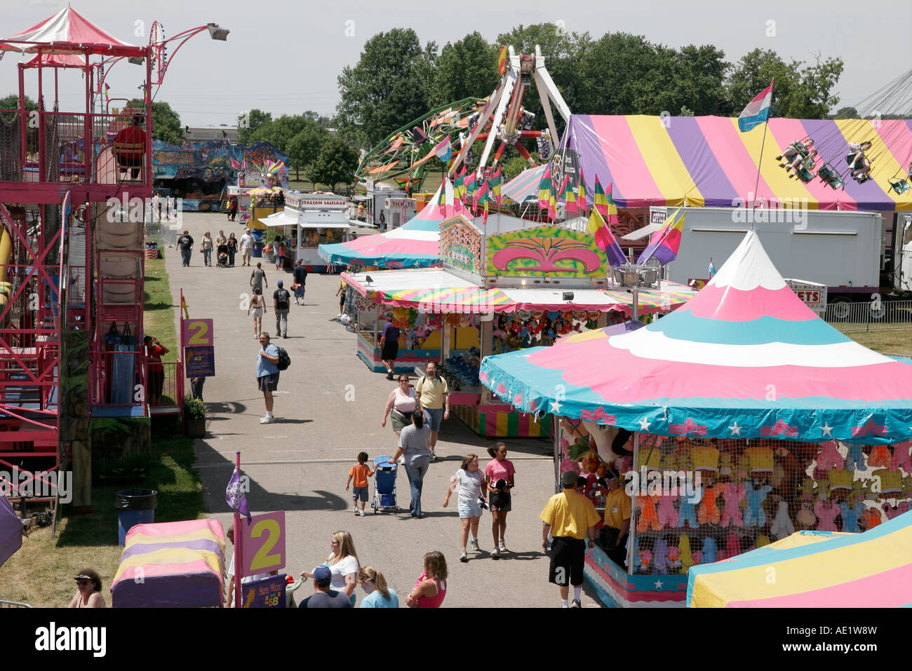 Valparaiso Indiana,Porter County Fair,carnival midway,rides,families,visitors travel traveling