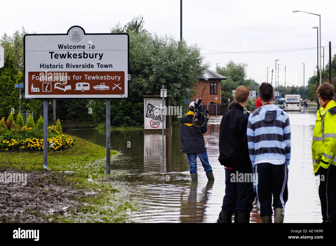 Flood water hit Tewkesbury UK after heavy rain in Summer 2007 Stock Photo