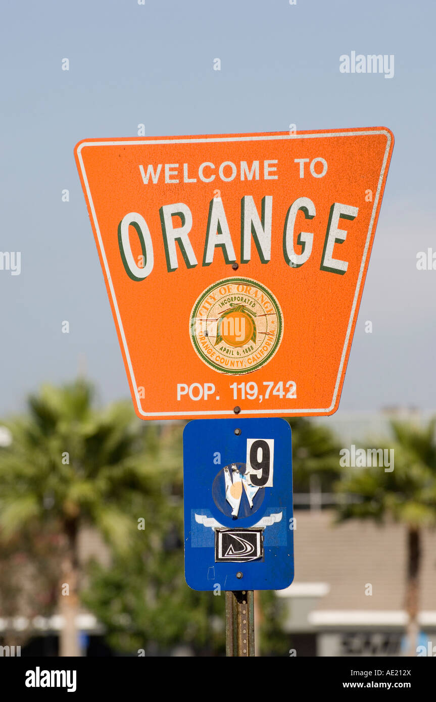Welcome sign tells travelers that they are entering the Orange County
