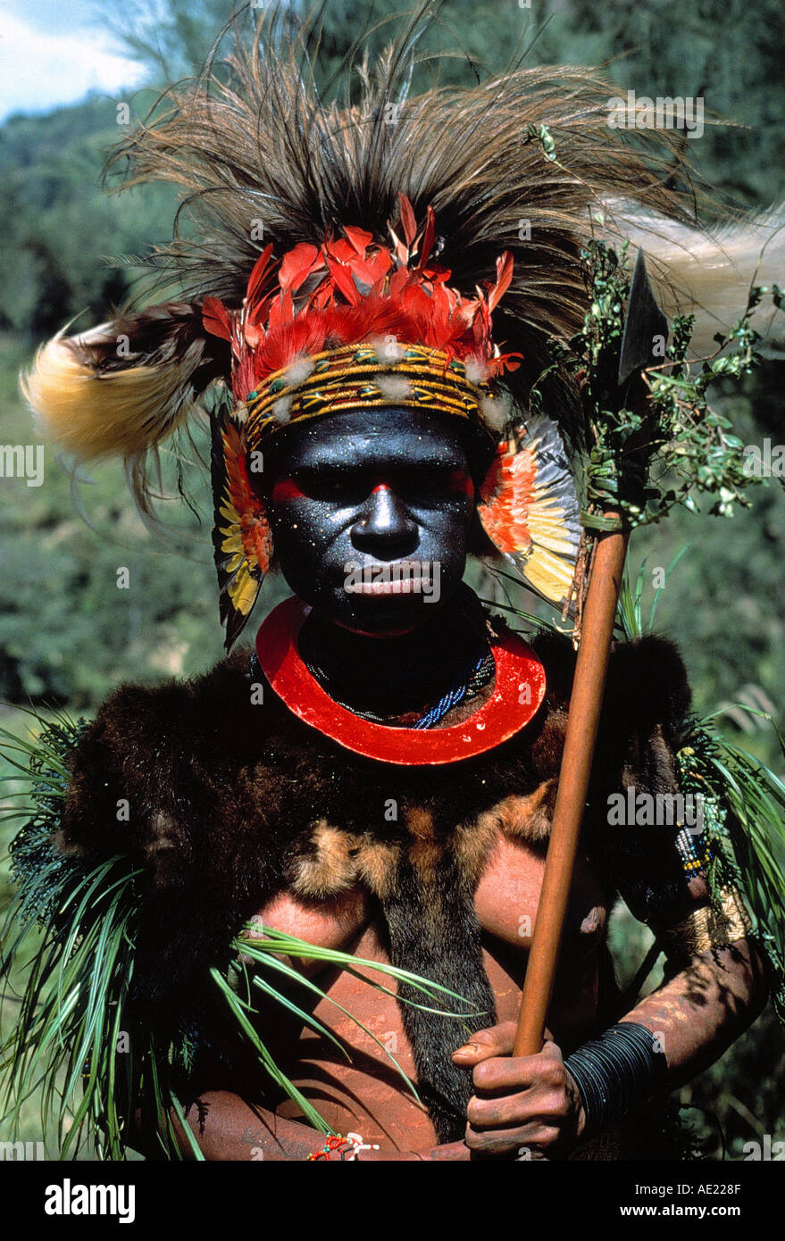 tribesman portrait region of southern highlands papua new guinea Stock Photo