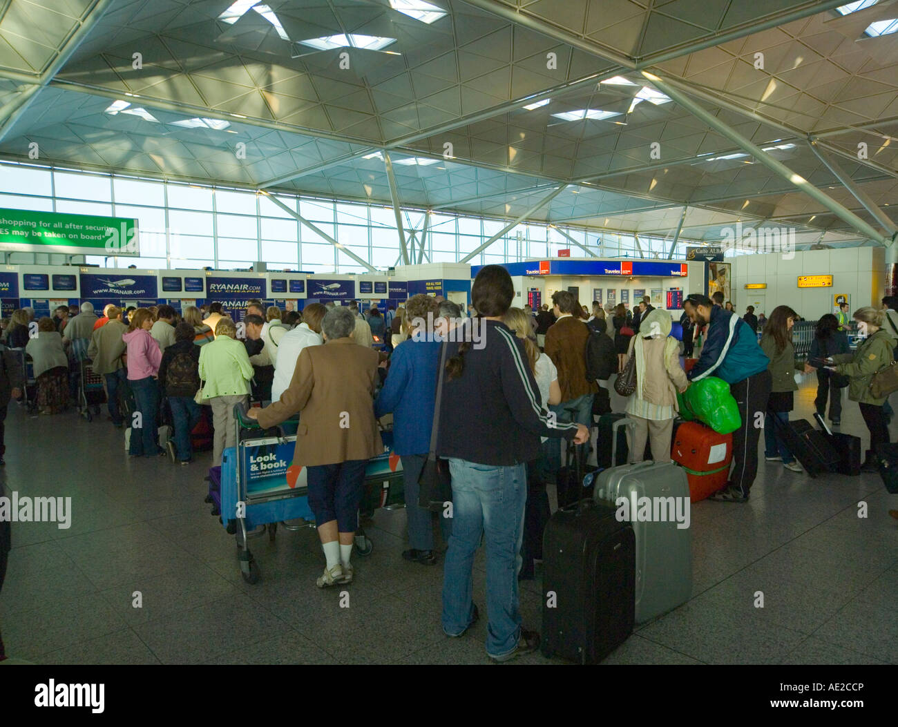 check in queues at Stanstead airport Stock Photo Alamy