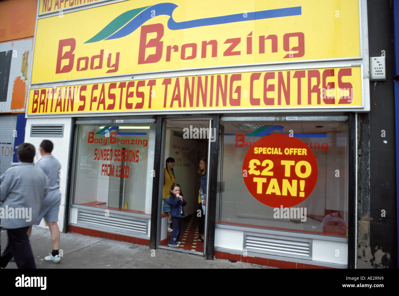 UK Scotland Glasgow East end Tanning shop Stock Photo Alamy