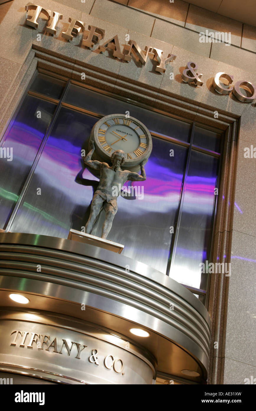 Cincinnati Ohio,Fountain Square,Tiffany & Company,department store