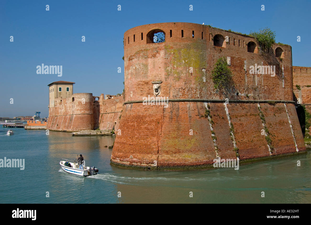 Fortification fortezza vecchia hi-res stock photography and images - Alamy