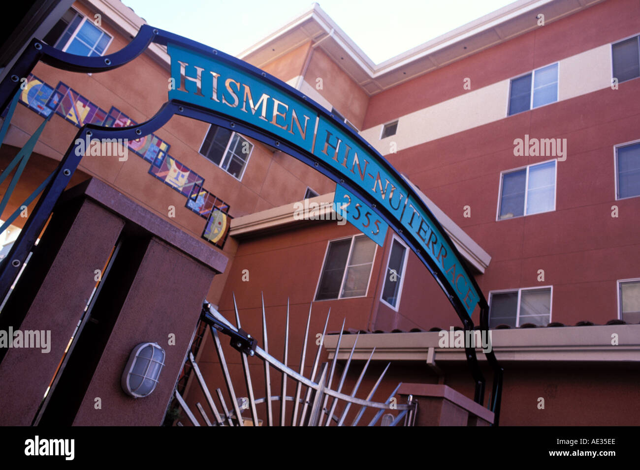 California, Oakland, Apartment building Stock Photo Alamy