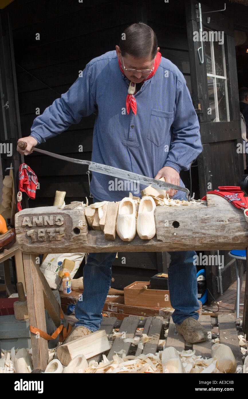 Clog Maker Keukenhof Gardens Leiden Netherlands Stock Photo Alamy