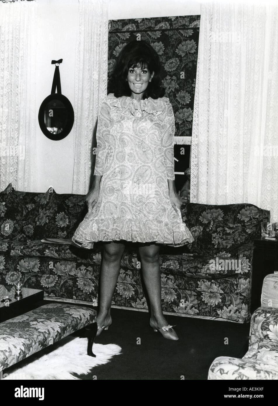 Alma Cogan Uk Singer About 1960 Stock Photo Alamy