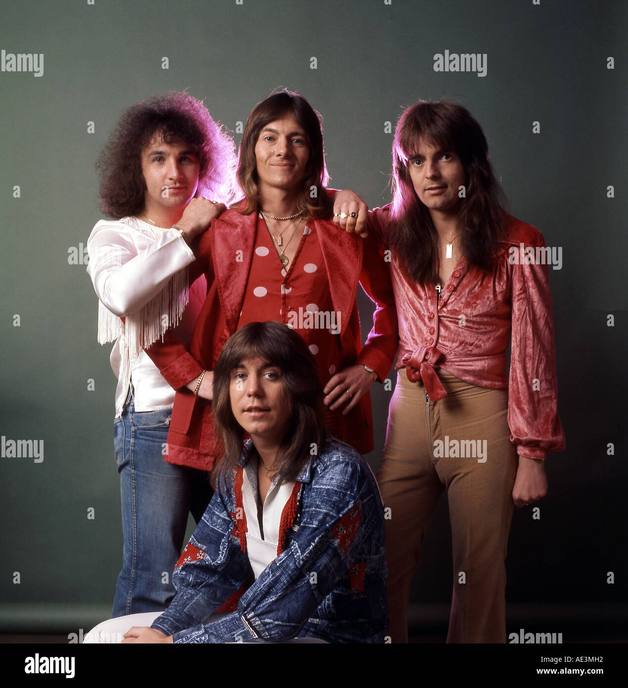 SMOKIE  UK group in 1975 with Chris Norman standing in red shirt Stock Photo