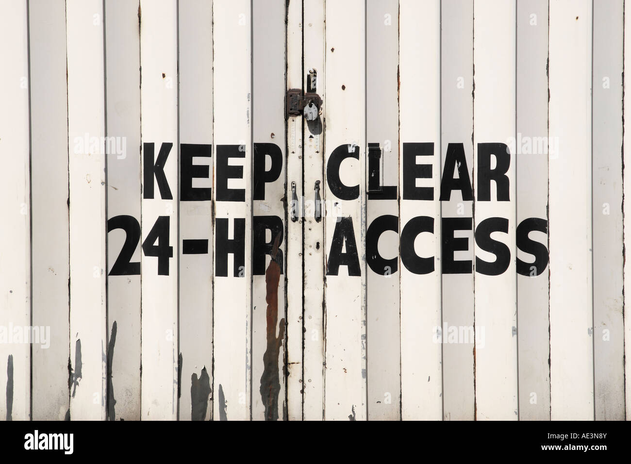 keep clear sign on metal doors taken in birmingham uk Stock Photo - Alamy