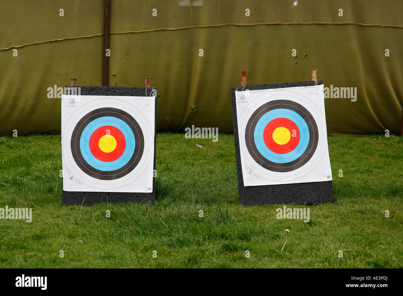 Archery Targets On A Field In England Uk Stock Photo Alamy Archery Targets On A Field In England Uk Stock Photo Alamy