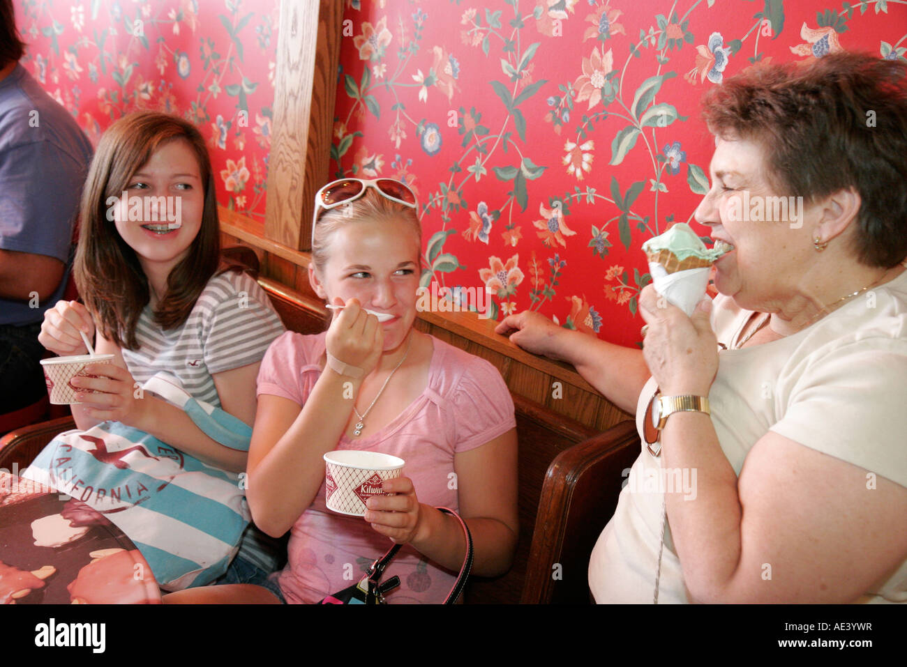 Ann Arbor Michigan,Liberty Street,Kilwin's Chocolates and Ice Cream
