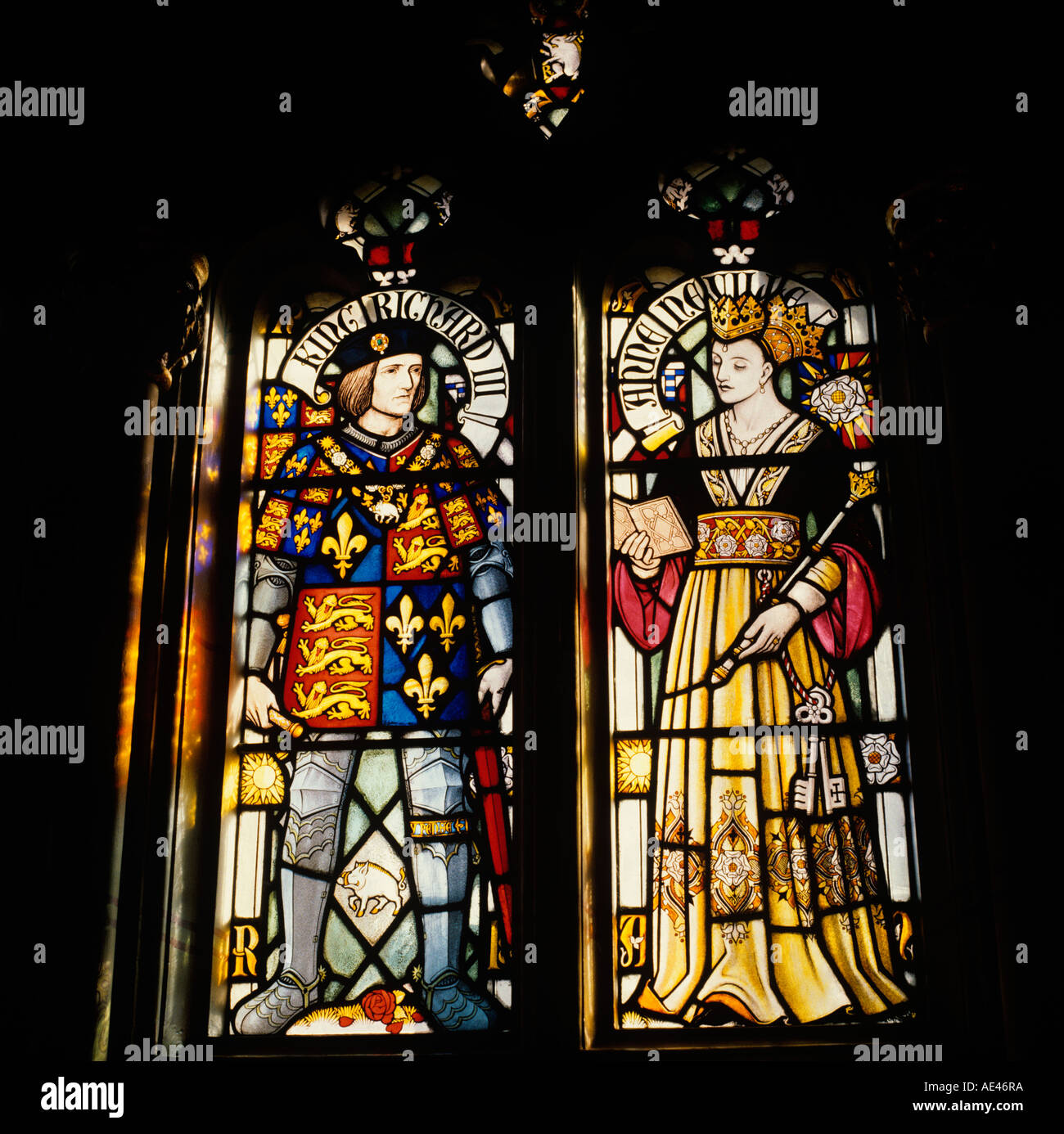 Wales Cardiff Castle Stained Glass window showing King Richard III and Anne Neville Stock Photo