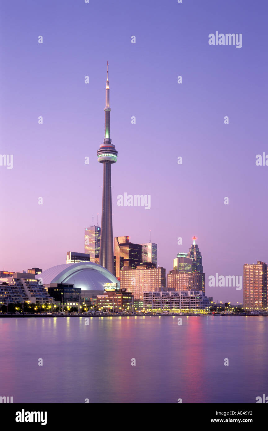Toronto, Canada, skyline at night. CN Tower Stock Photo - Alamy