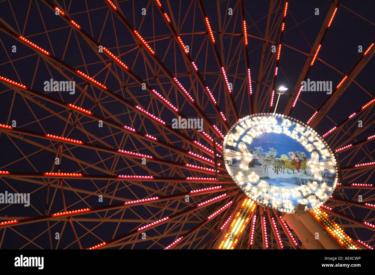 Catherine wheel pattern hi-res stock photography and images - Alamy