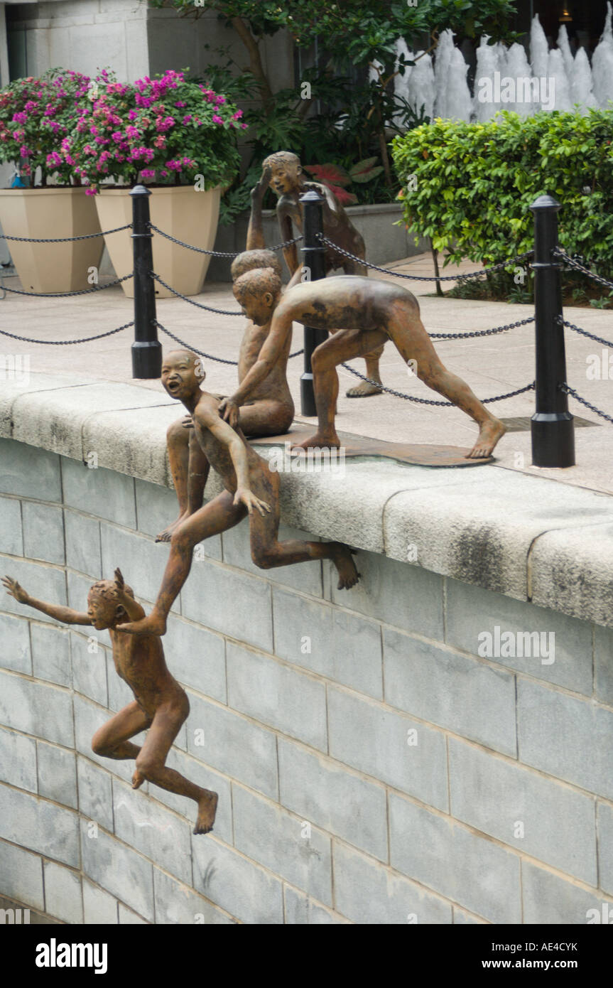Singapore children statues hi-res stock photography and images - Alamy