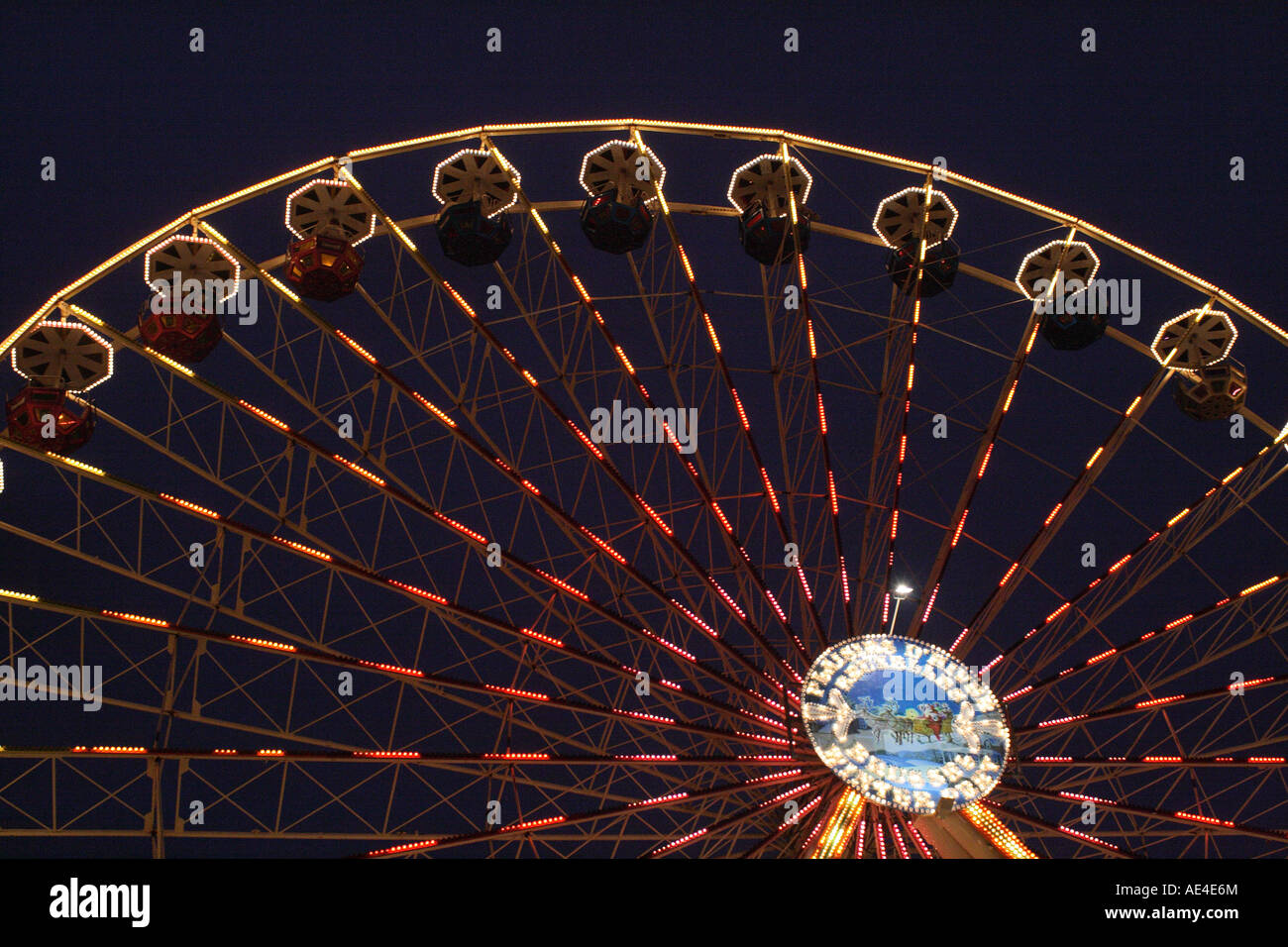 Catherine wheel pattern hi-res stock photography and images - Alamy
