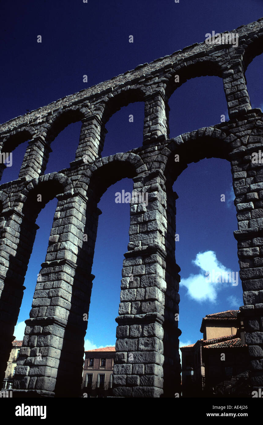 Spain Segovia Roman Aqueduct Stock Photo - Alamy