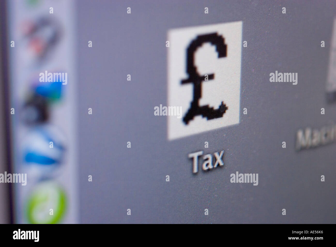 Macintosh PC personal Computer screen with tax folder on desktop Stock Photo