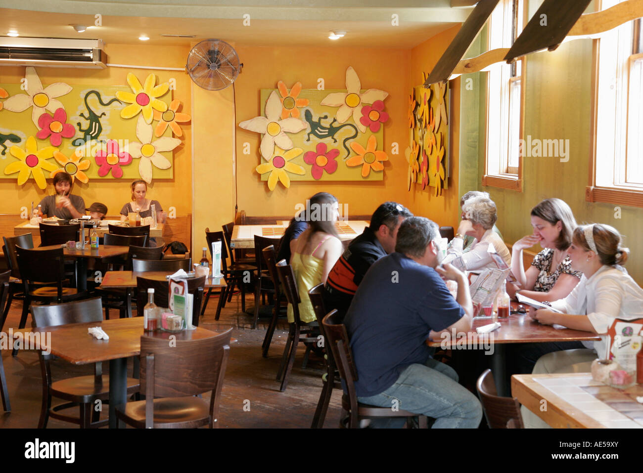 Johnny mango world cafe and bar hires stock photography and images Alamy