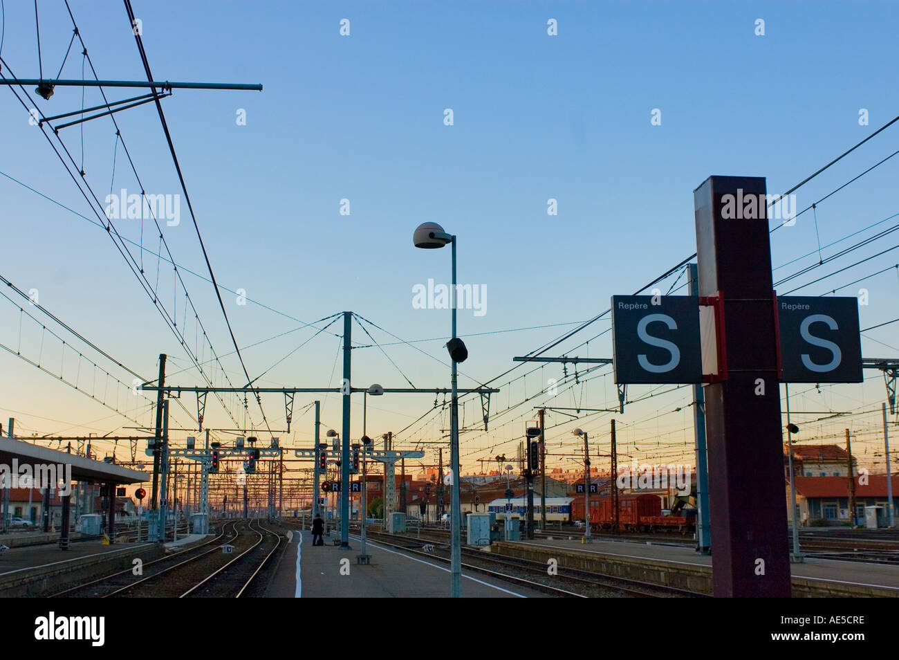 France Toulouse Train Station Stock Photo - Alamy