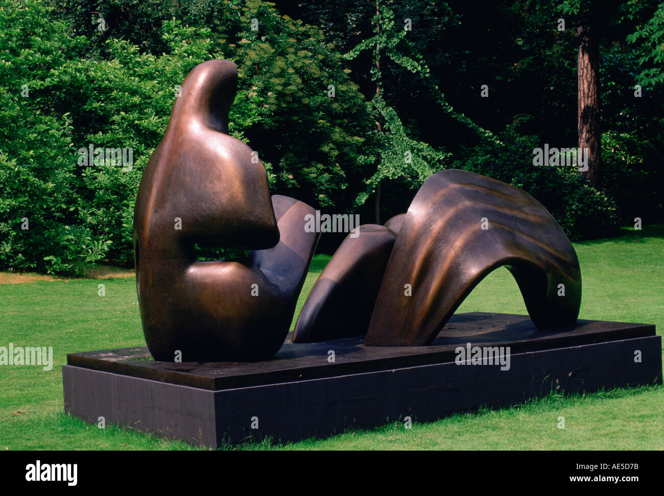 Cast in bronze a sculpture by sculptor Henry Moore France Stock Photo