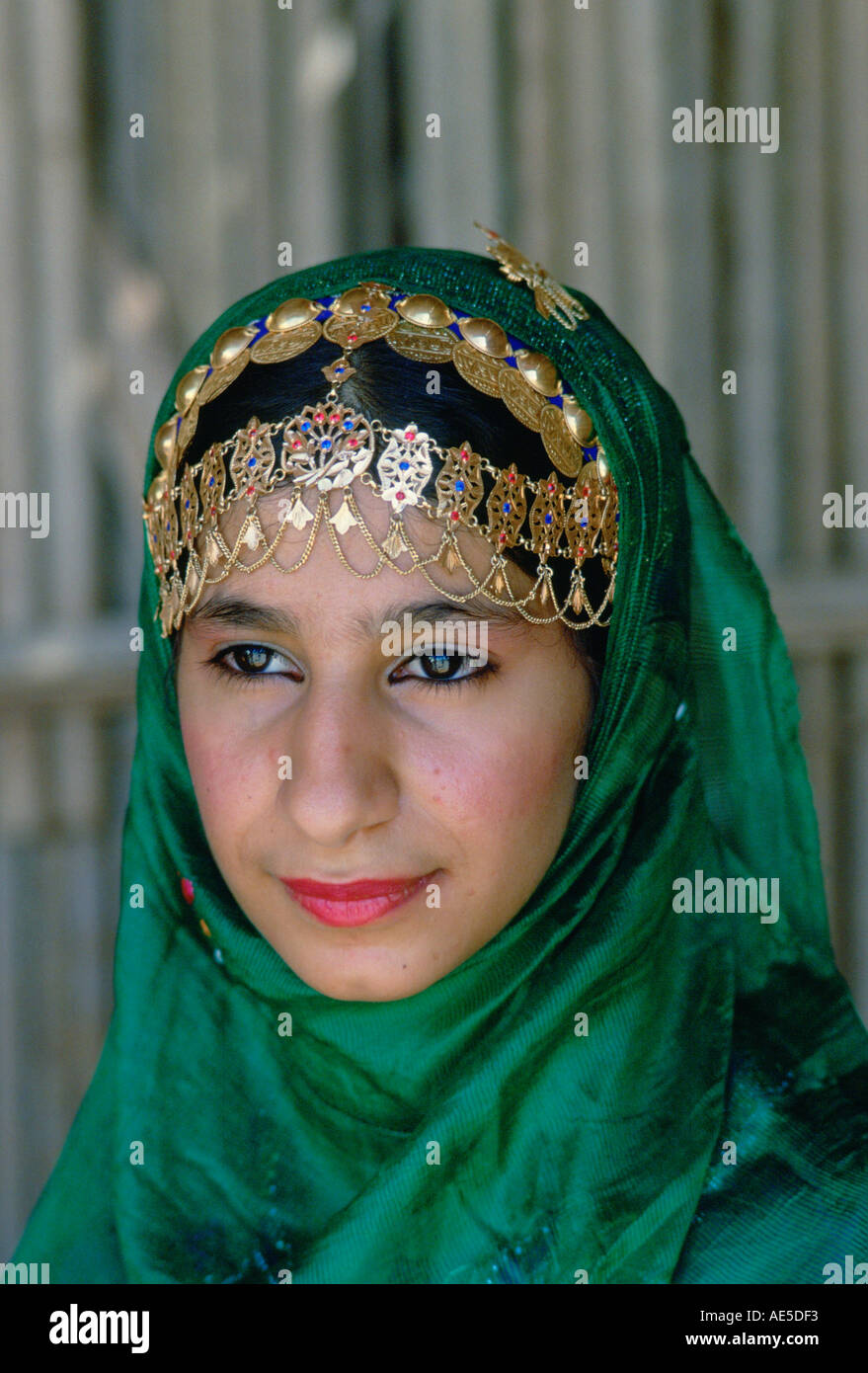 Omani girls oman hi-res stock photography and images - Alamy