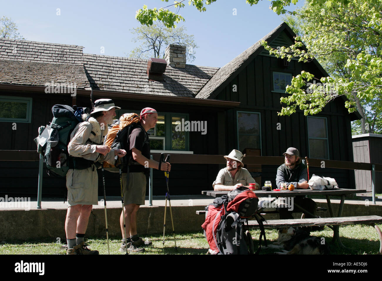 Virginia VA South Shenandoah National Park mile marker 24 Elkwallow camp store hikers eating American Americans VA060524021 Stock Photo