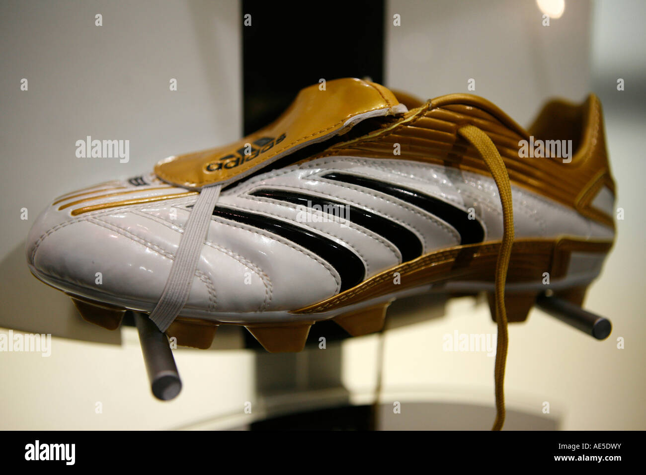 adidas outlet soccer cleats
