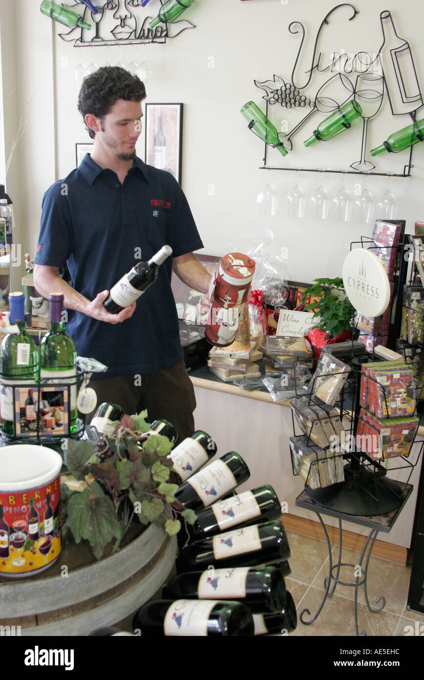 Chesapeake Virginia,Carafe Wine Makers,White shopper