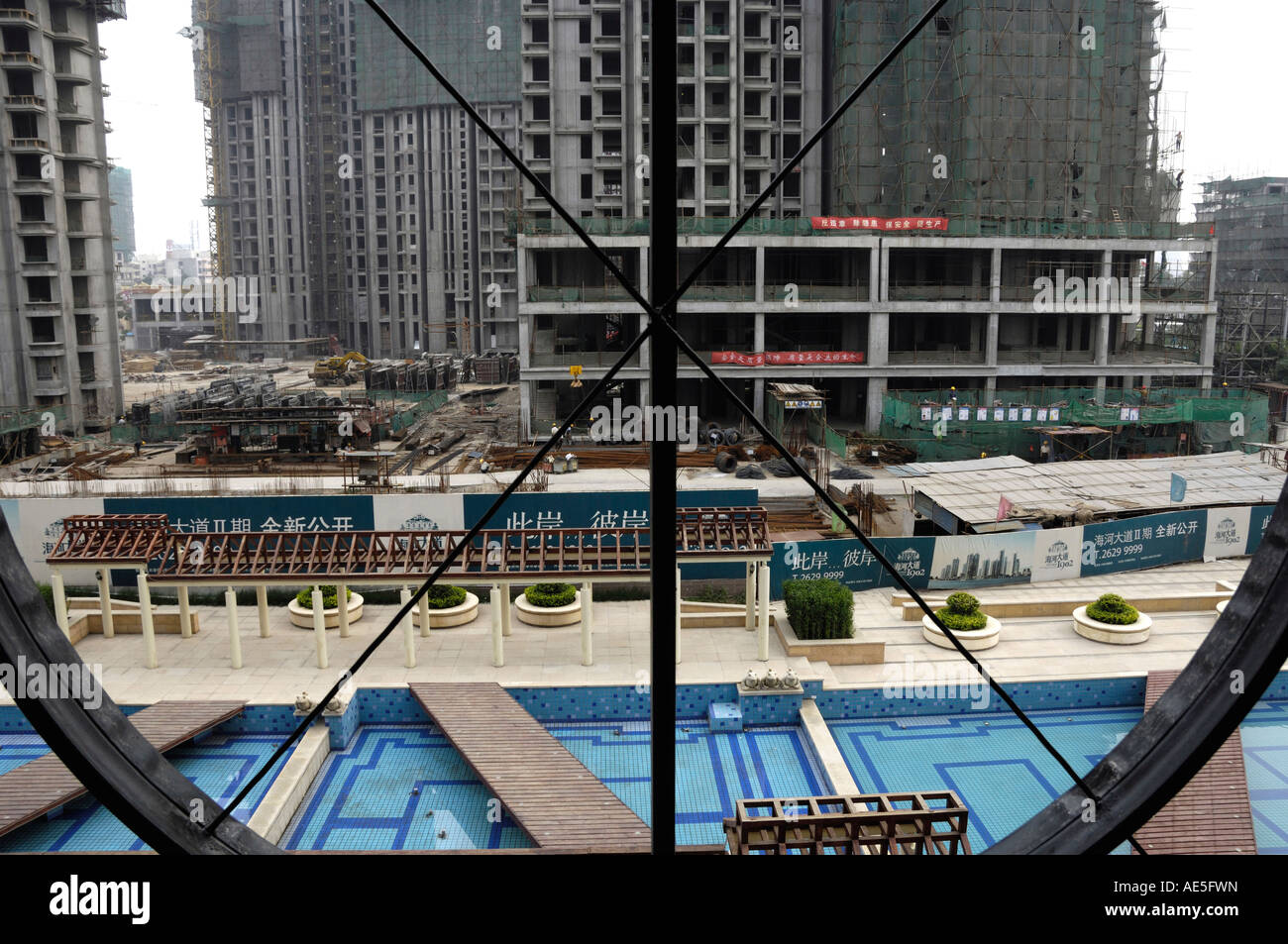 Construction site of a luxurious apartments in Tianjin China 18 Aug 2007 Stock Photo