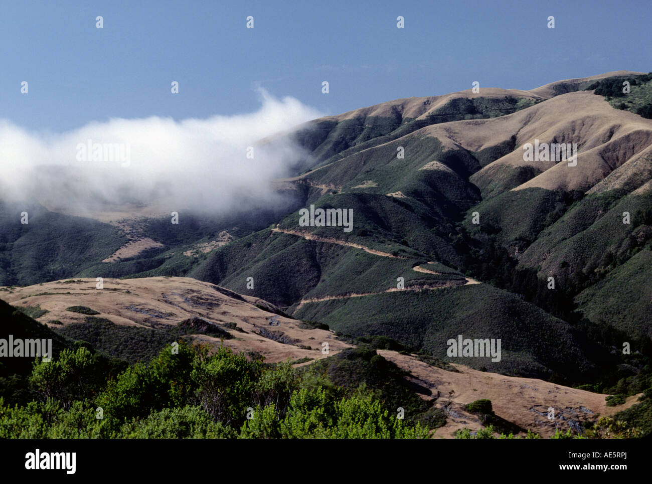 Fog rolling over hills hi-res stock photography and images - Alamy